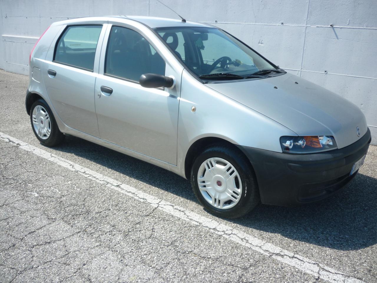 Fiat Punto 1.2i cat 5 porte EL