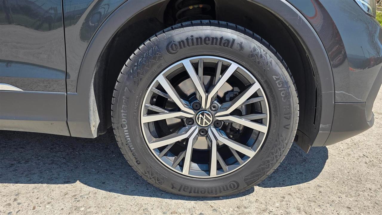 Volkswagen Tiguan 2.0 TDI 150 CV SCR DSG Elegance