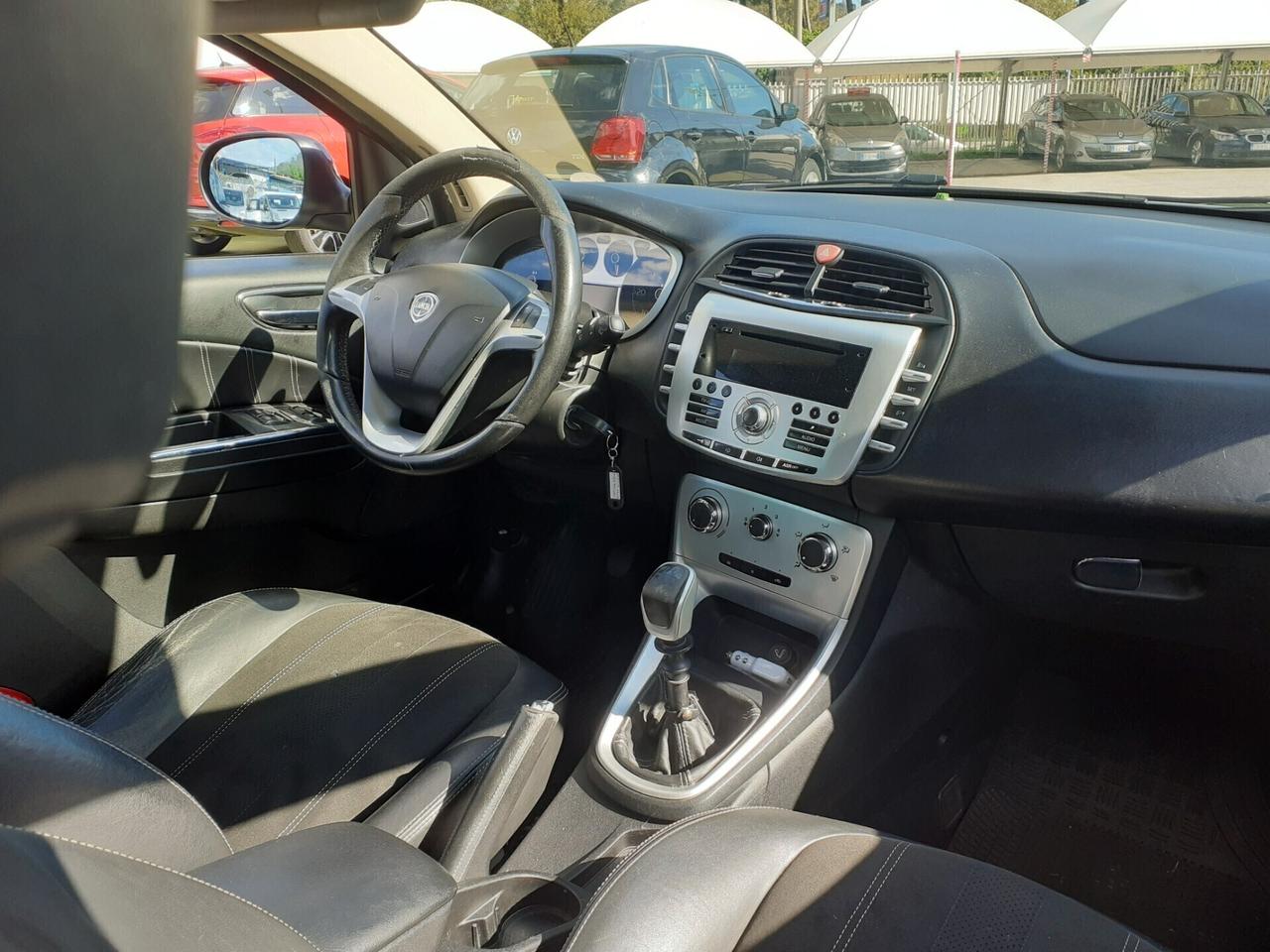 Lancia Delta 1.6 MJT DPF Argento