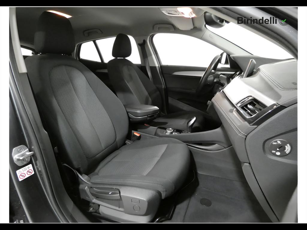 BMW X2 (F39) - X2 sDrive18d Business-X