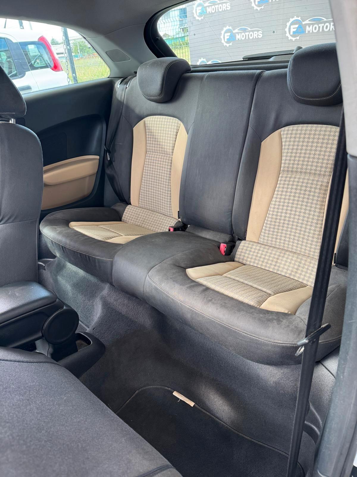 Audi A1 1.6 TDI 105 CV Ambition- ok neopatentati