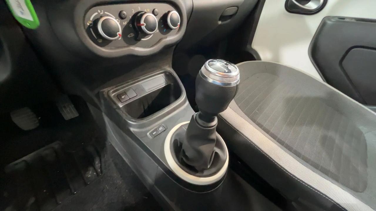 Renault Twingo SCe 65 CV Duel