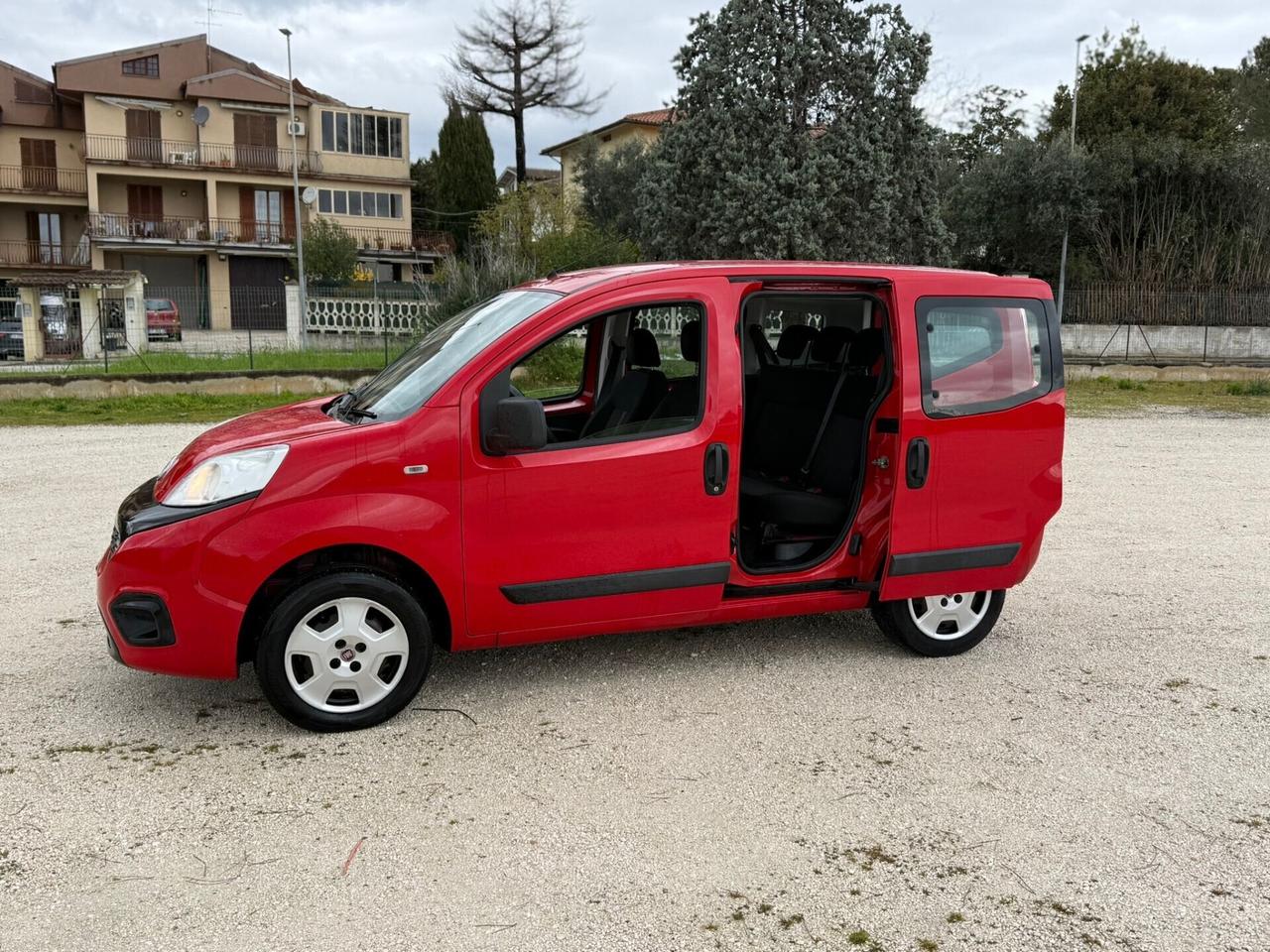 Fiat qubo 5posti 1.4 natural power EURO6 Uniproprietà