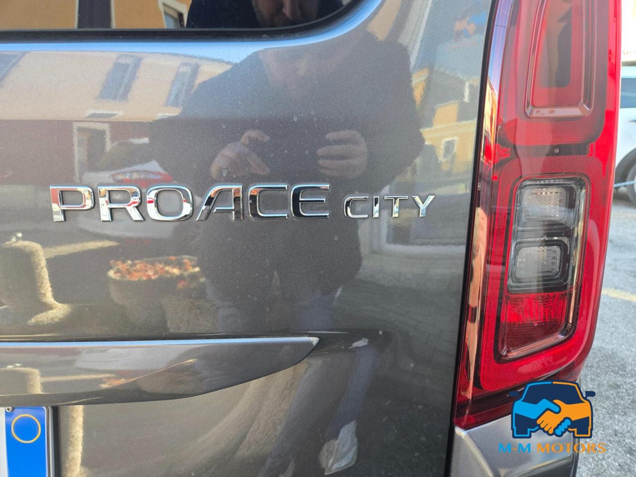 TOYOTA Proace City Verso 1.5D 100cv S&S mt6 L1 D Executive