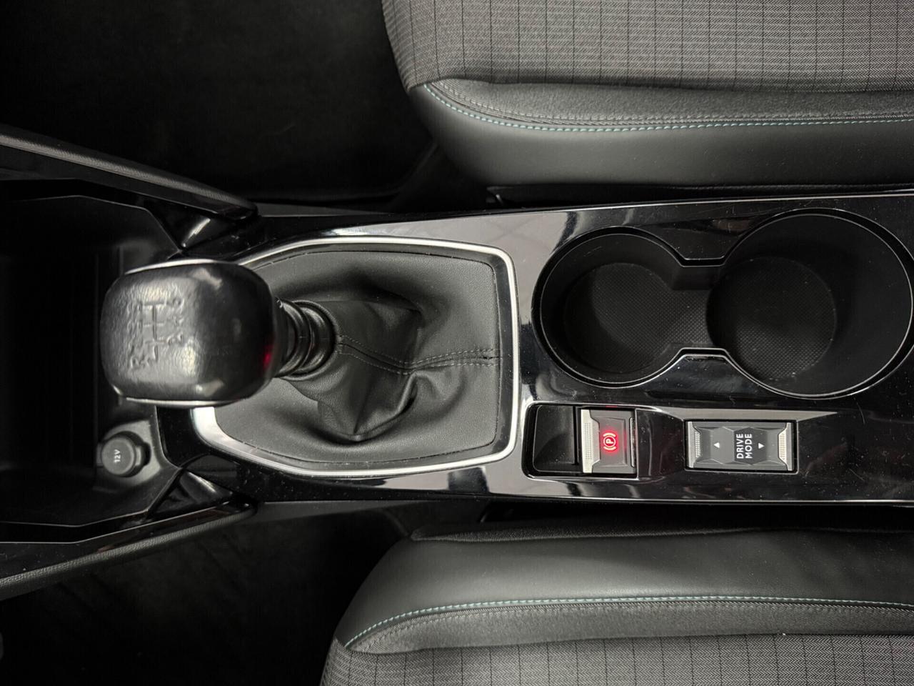 Peugeot 2008 BlueHDi 110 S&S Allure Pack