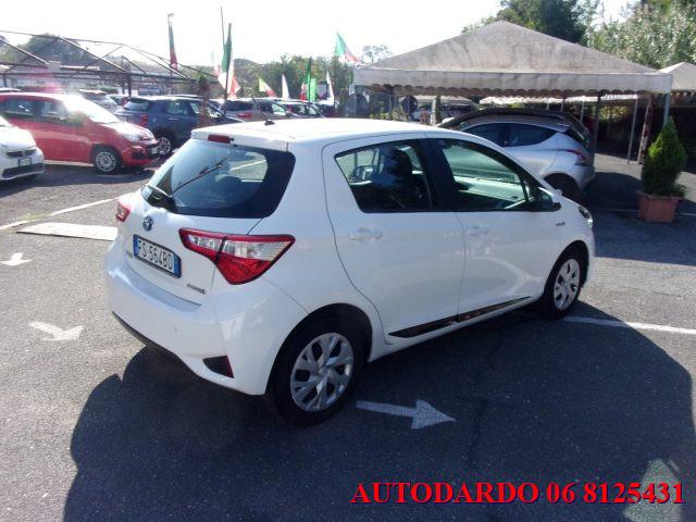 TOYOTA Yaris 1.5 Hybrid 5 porte Business