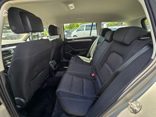 VOLKSWAGEN Passat Variant 1.6 TDI DSG Comfortline BlueMotion Tech.