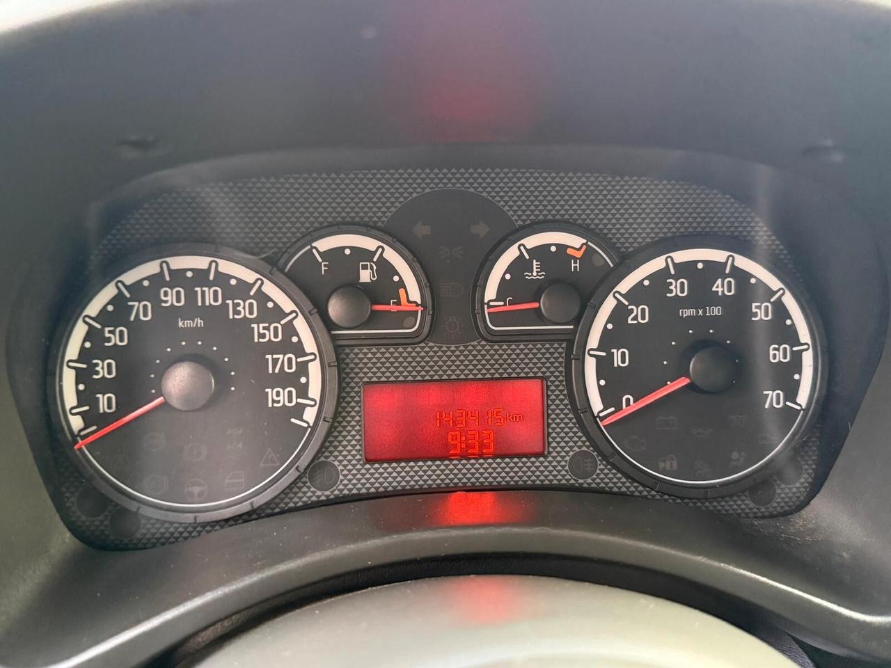 Fiat Panda 1.3 MJT 16V DPF 4x4 Climbing