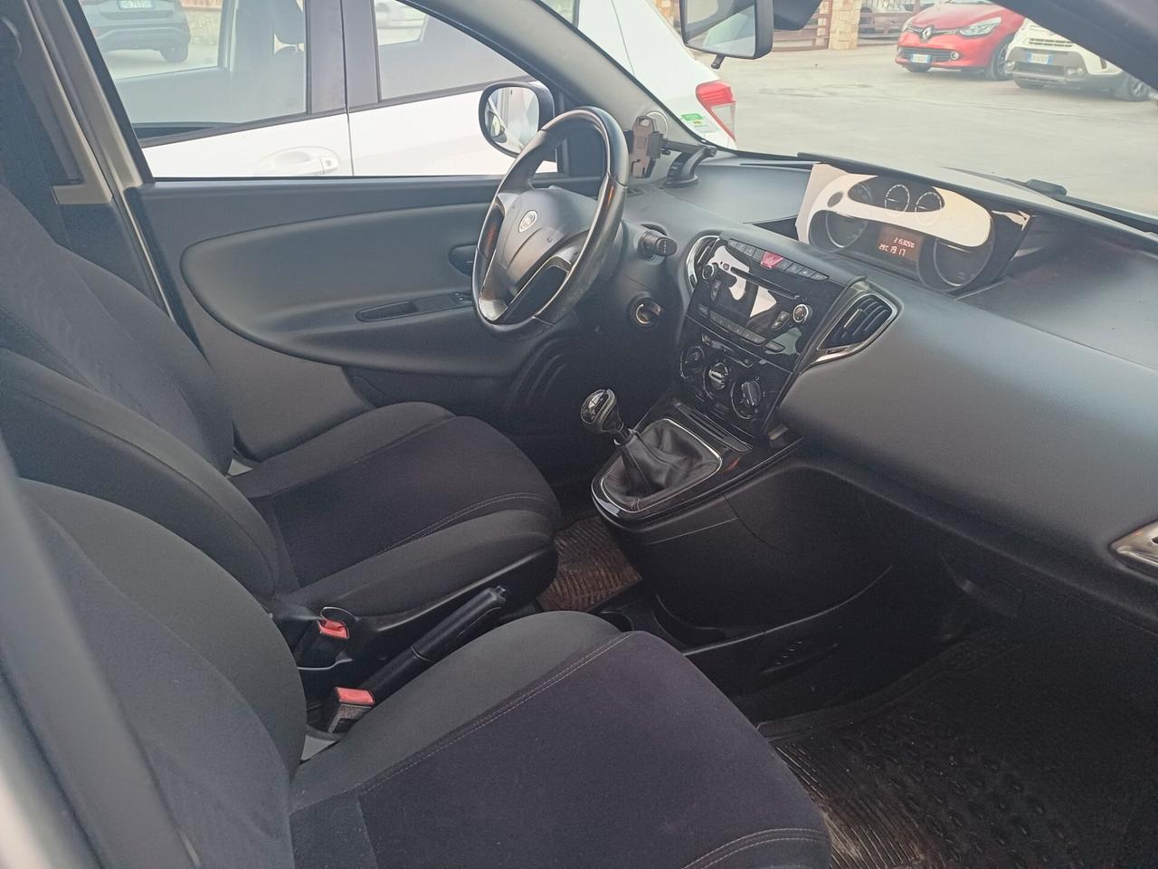 Lancia Ypsilon 1.3 MJT 16V 95 CV 5 porte S&S Gold