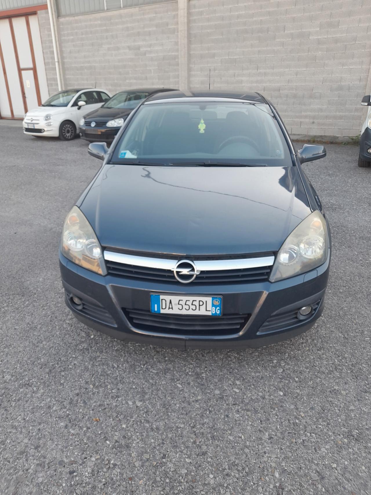 Opel Astra 1.7 CDTI 101CV 5 porte Enjoy