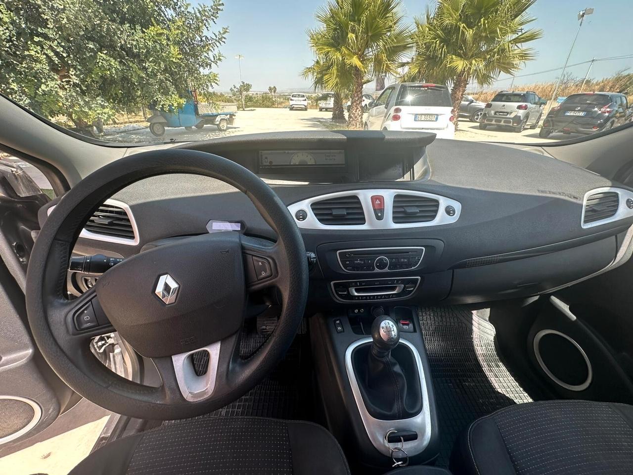 Renault Gran Scenic 1.5 dCi 110CV Dynamique 7P