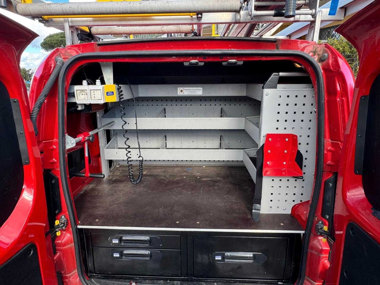 Fiat Fiorino 1.3 MJT 95CV Cargo Adventure