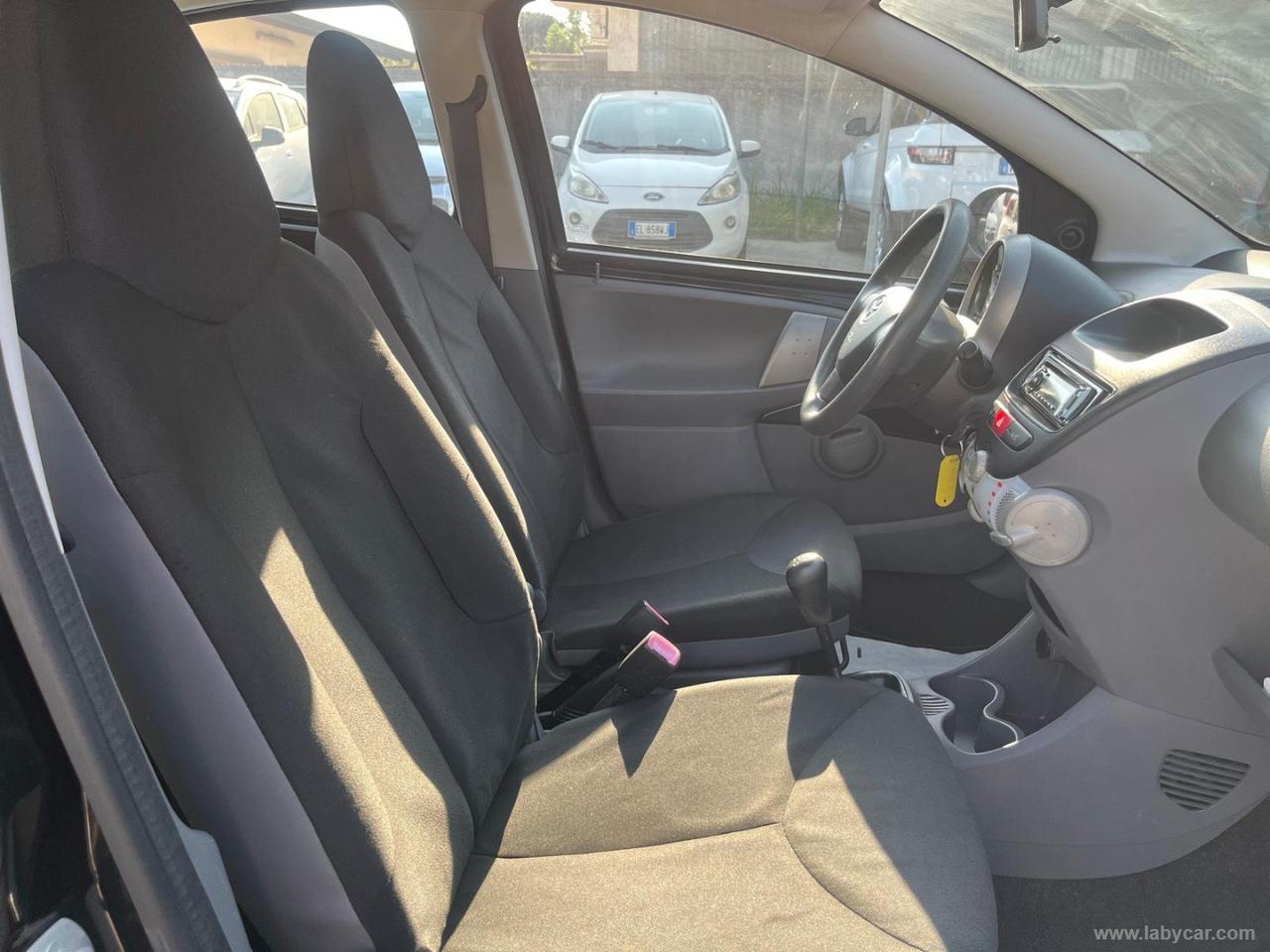 TOYOTA Aygo 1.0 VVT-i 5p. Sol PER NEOPATENTATI