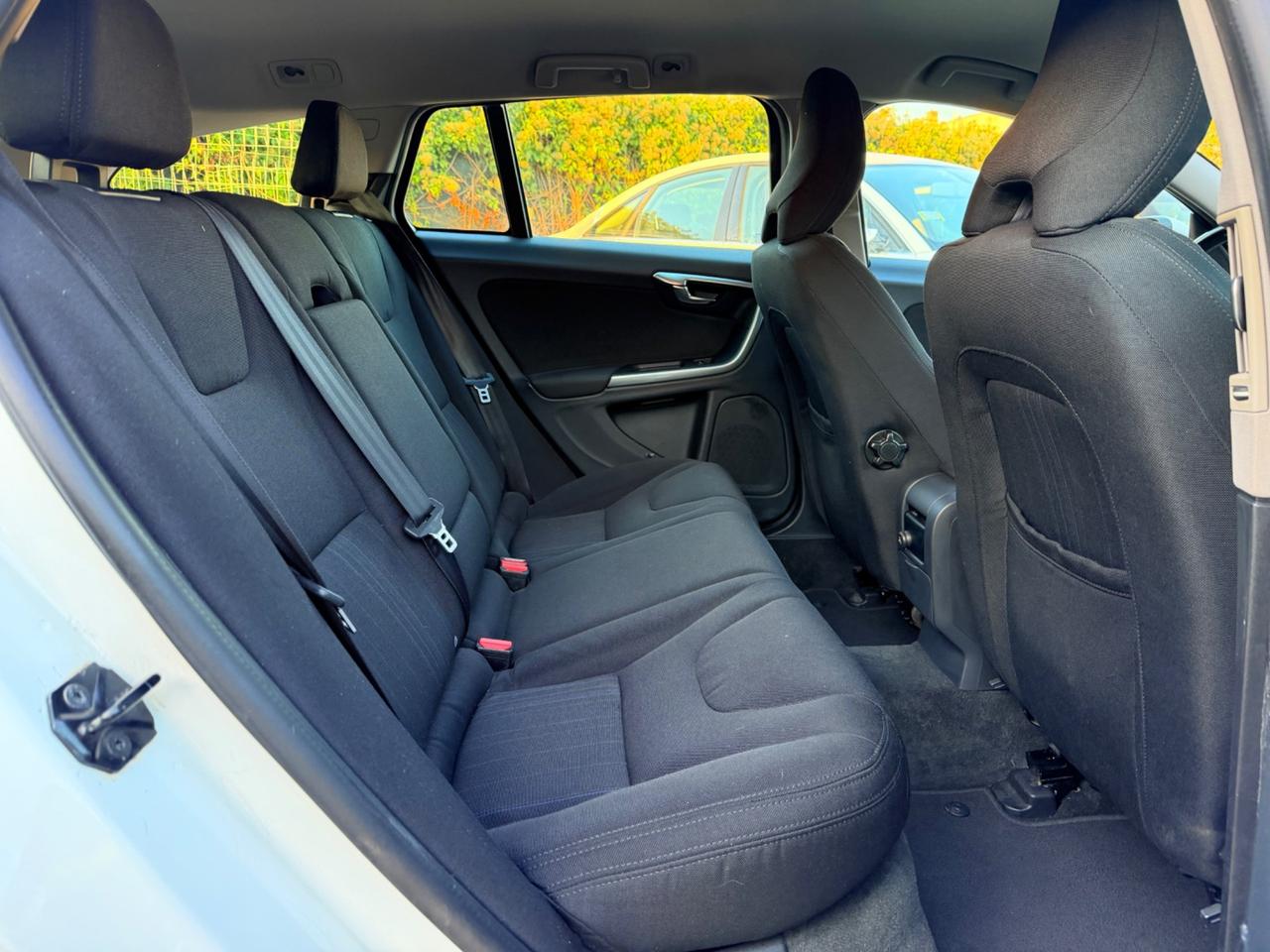 Volvo V60 D3 Summum 2.0 163cv Euro 5 2011