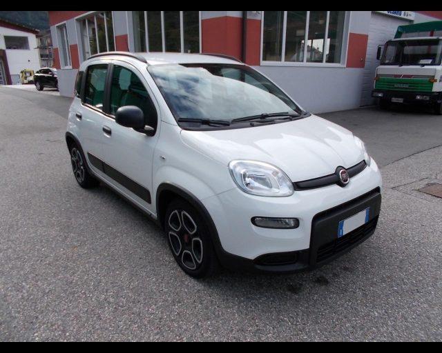 FIAT New Panda 1.0 firefly hybrid 70cv City Life 5 posti