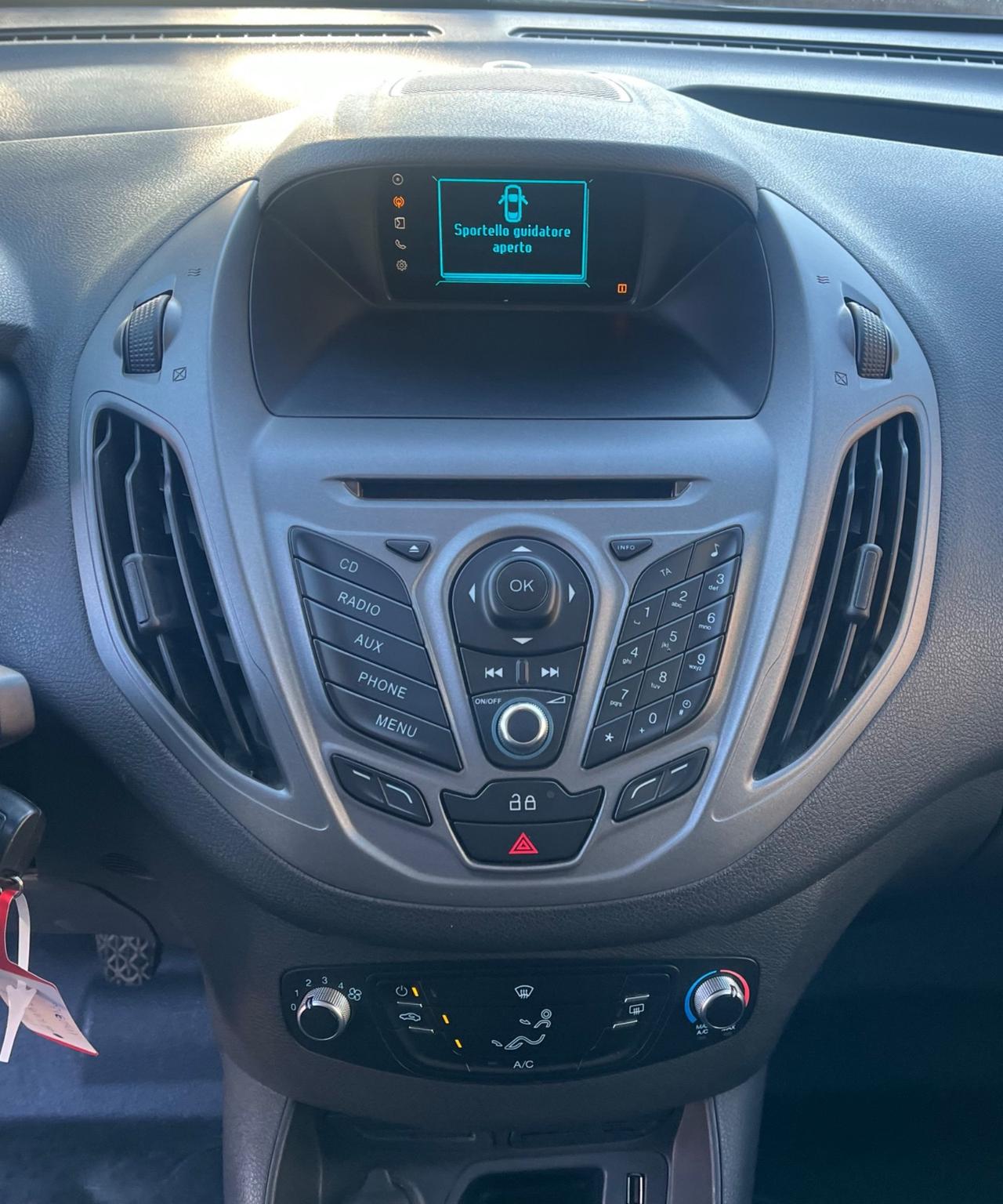 Ford Transit Courier 1.5 TDCI 75 CV-solo km 81000-