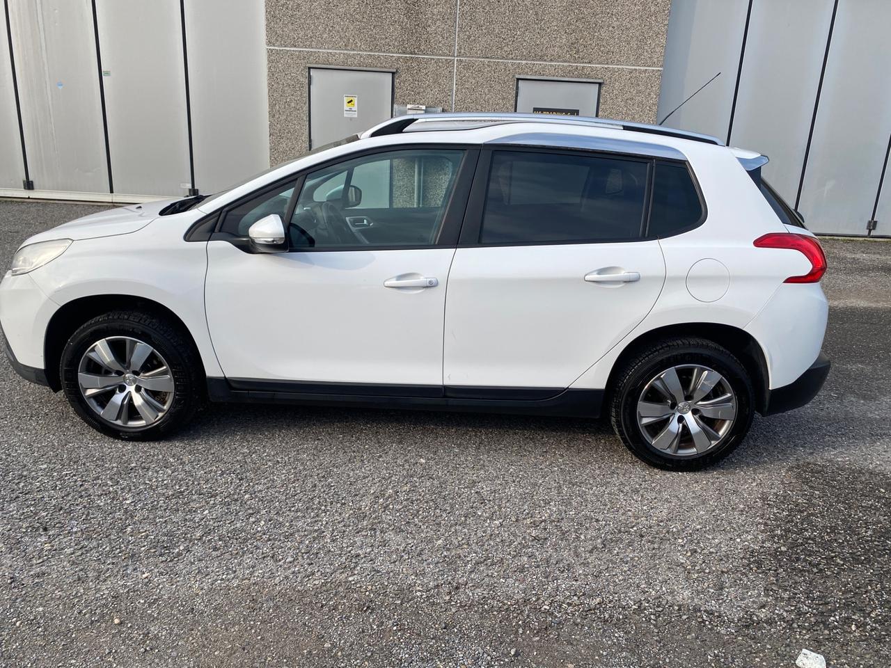 Peugeot 2008 PureTech 82 Access