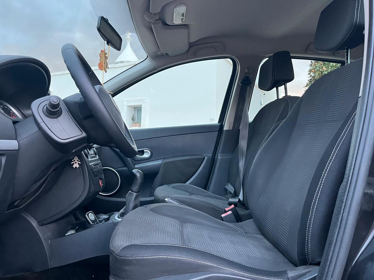 Renault Clio 1.2 - PERFETTA - 2010
