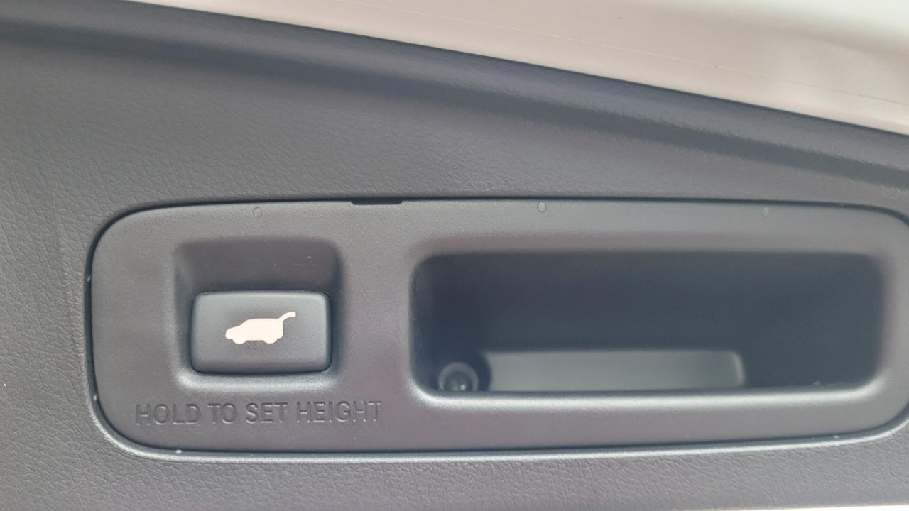 Honda CR-V 4x4 .. tetto apribile .. garanzia fino 2030 ..