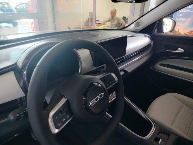 FIAT 600 Hybrid 110cv DCT MHEV La Prima km0