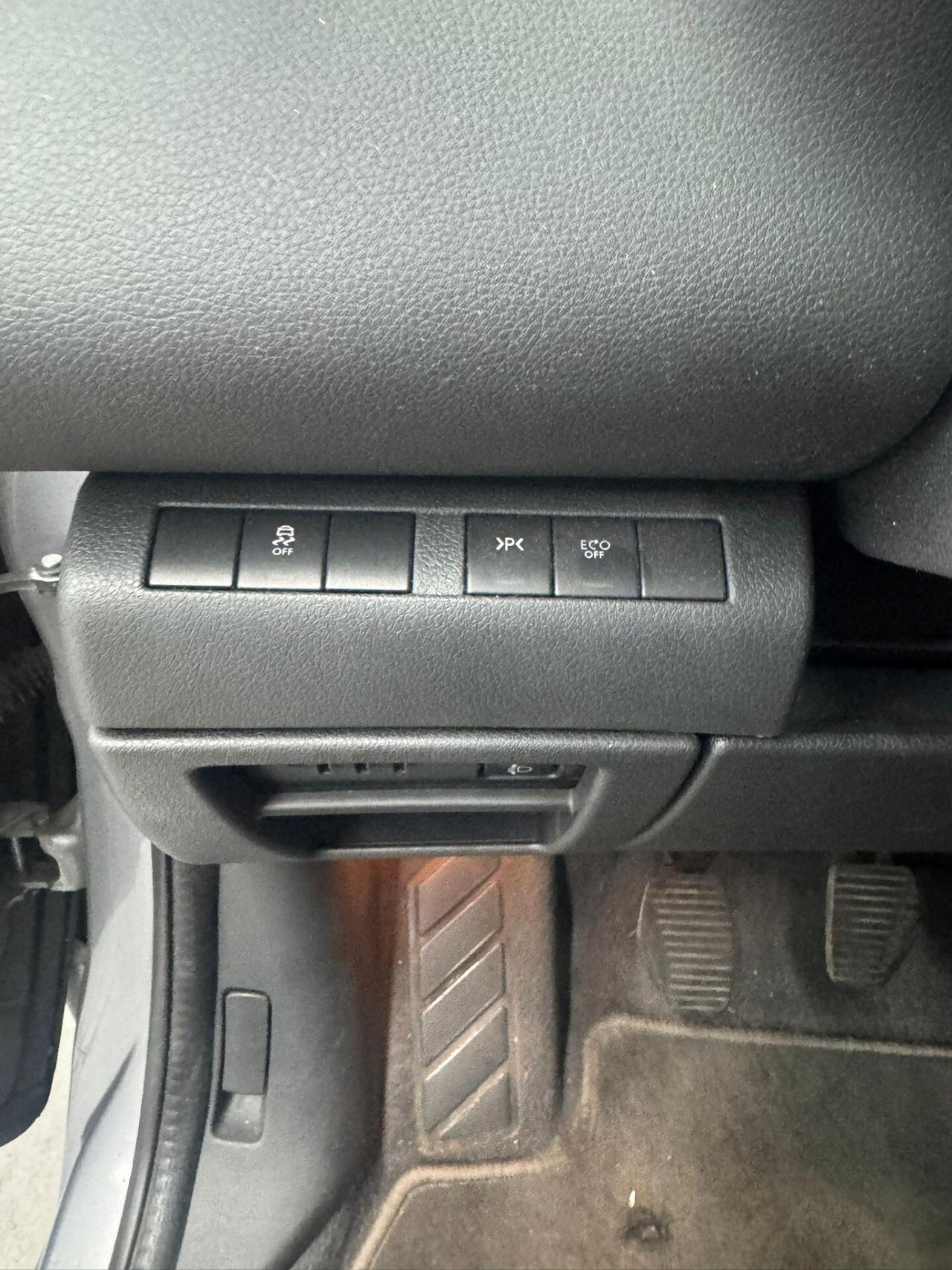 Peugeot 5008 BlueHDi 120 S&S Allure