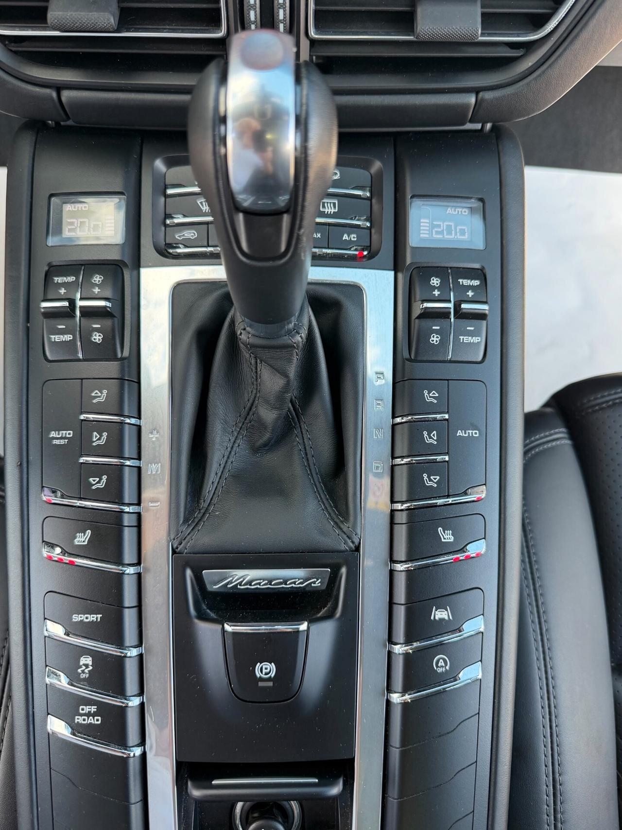 Porsche Macan 2.0/TETTO/SCARICO/LED/PELLE/21"/FULL