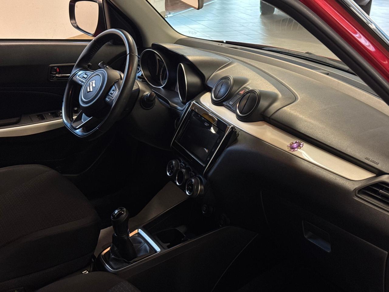 SUZUKI SWIFT 1.2cc 90CV Hybrid 4WD AllGrip Top