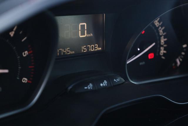 PEUGEOT 2008 BlueHDi 75 Active