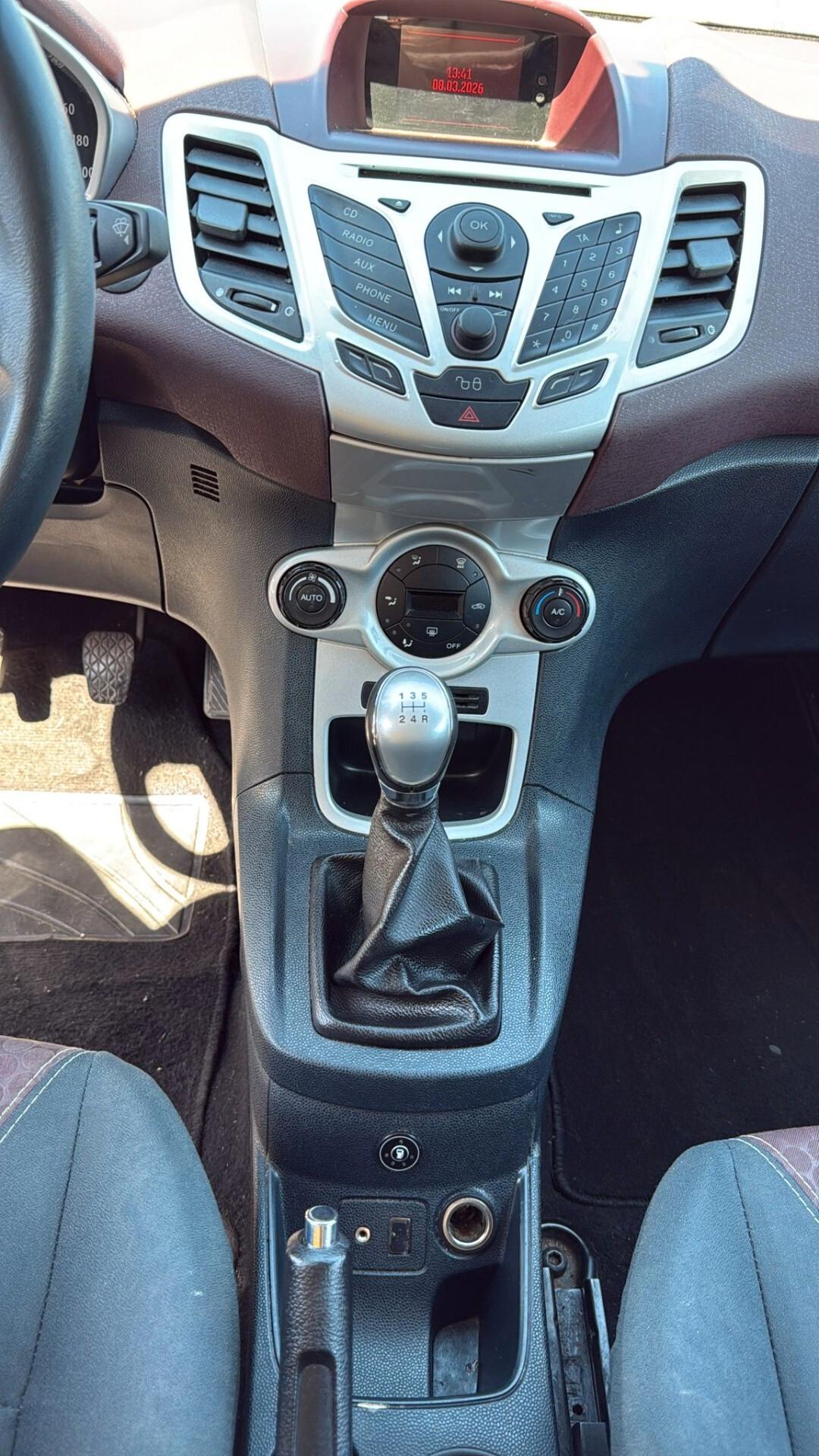 Ford Fiesta Ikon 1.4 3 porte Bz.- GPL