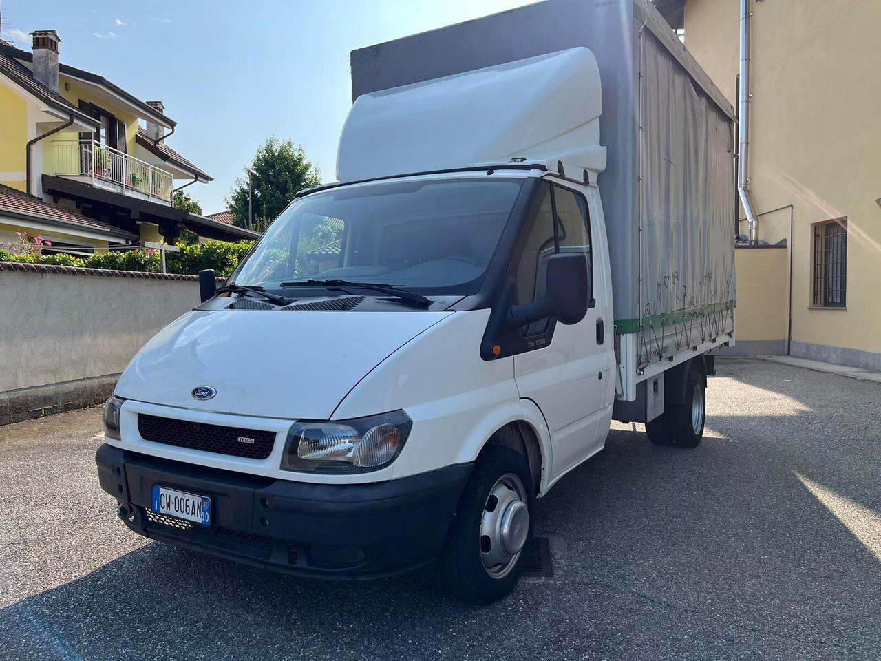 Ford Transit telonato