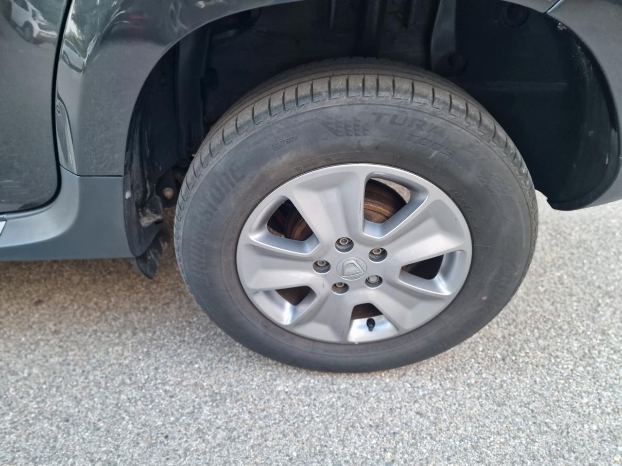 Dacia Duster 1.6 SCe GPL 4x2 Prestige