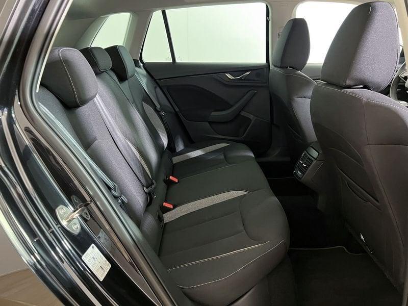 Škoda Kamiq Kamiq 1.0 tsi Black Dots 95cv