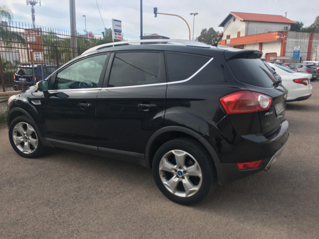 Ford Kuga Kuga+ 2.0 TDCi 140 CV 2WD DPF