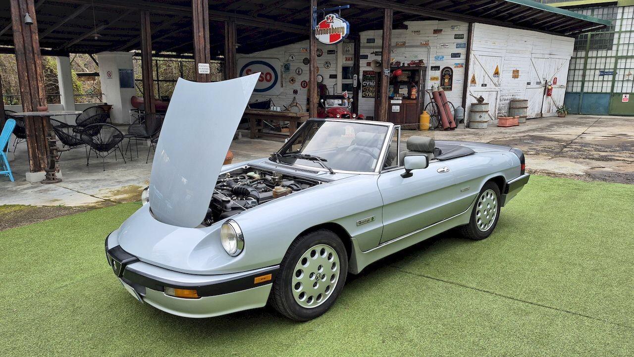 Alfa Romeo Spider 2.0i Quadrifoglio Verde – 1987