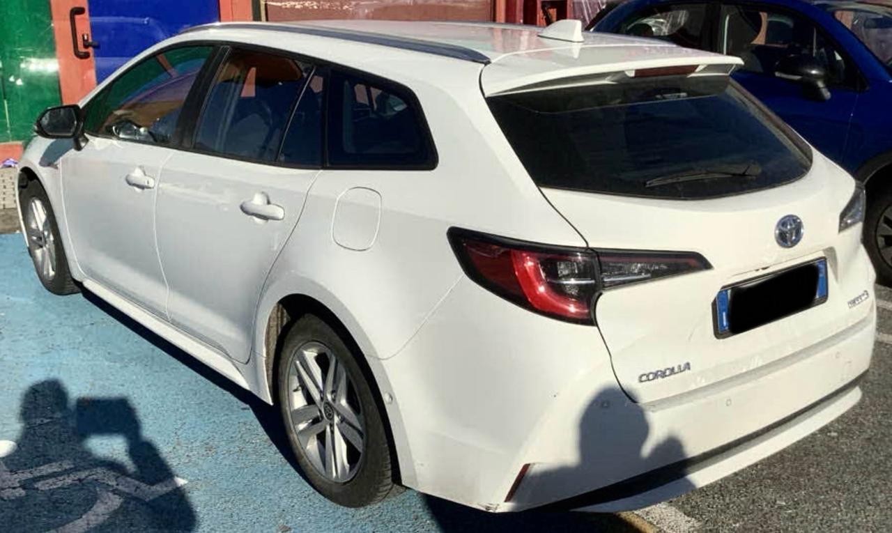 Toyota Corolla Touring Sports 1.8 Hybrid Business Tech