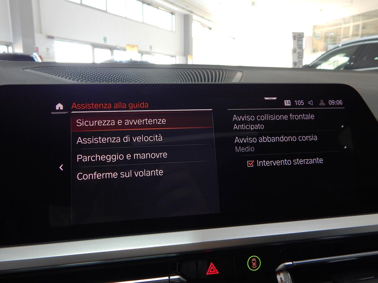 BMW 320 d Touring MSport Aut. TETTO-NAVI-PELLE-RADAR-LED