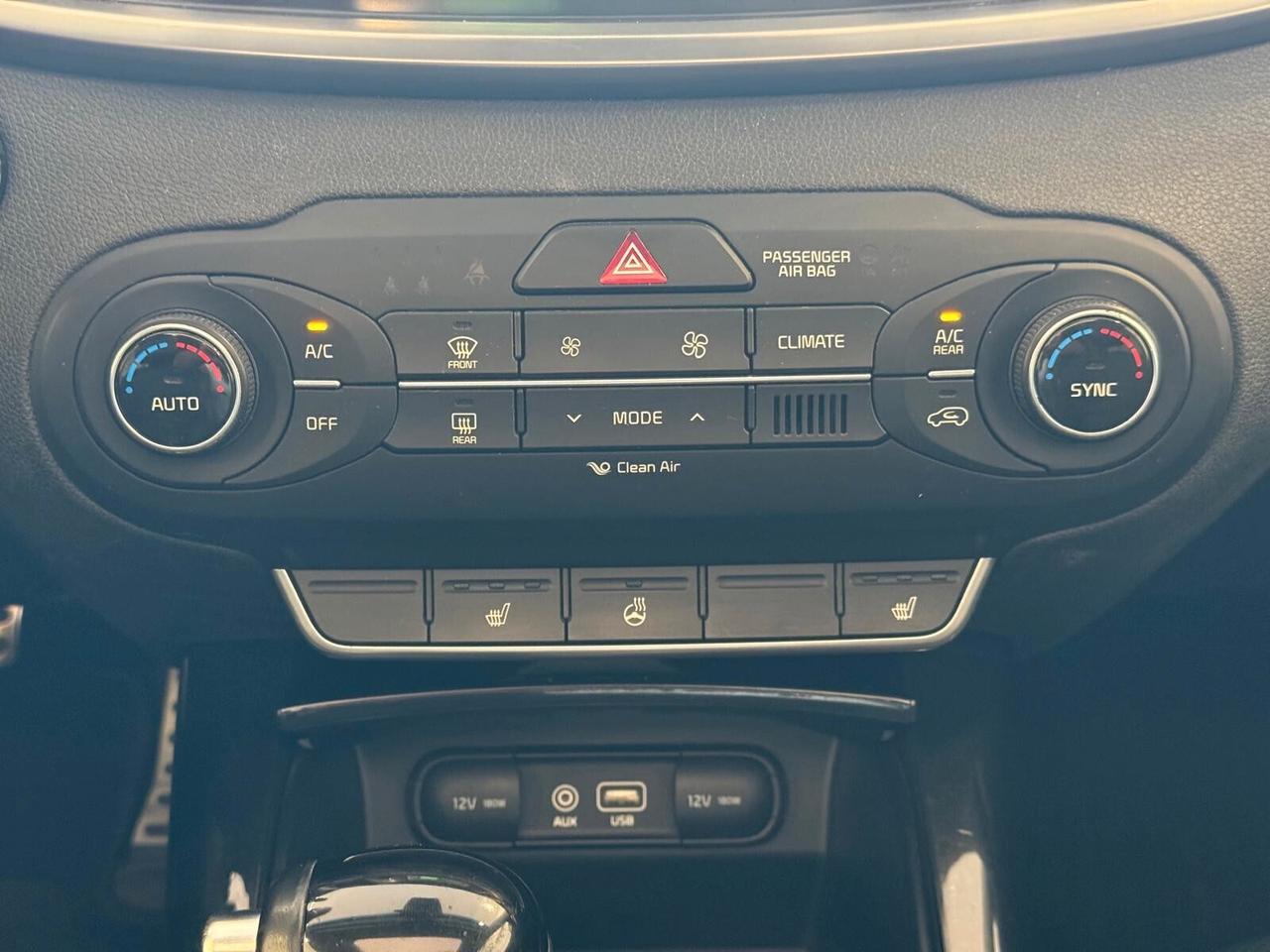 Kia Sorento 2.2 CRDi AWD Feel Rebel tetto panoramico