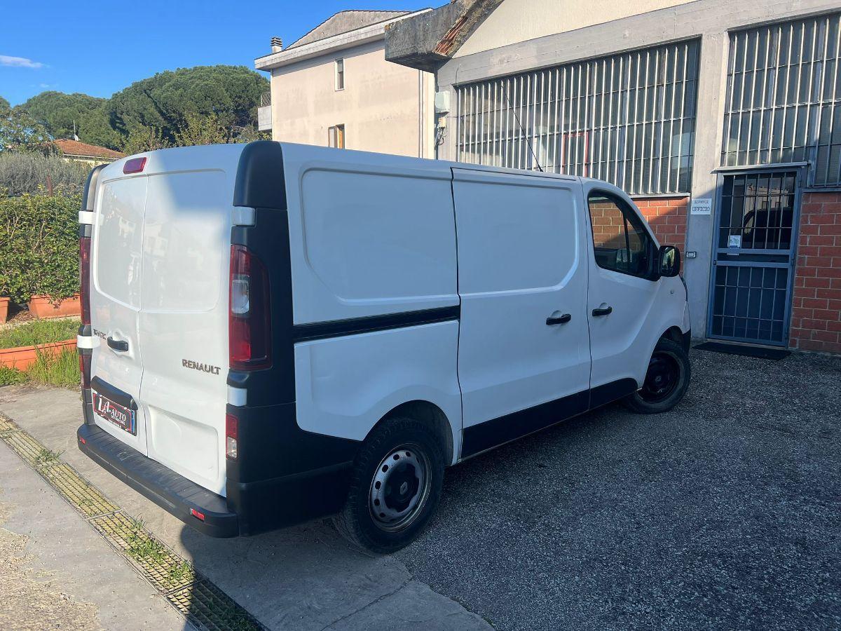 RENAULT trafic T27 1.6 dci 120cv L1H1 E6