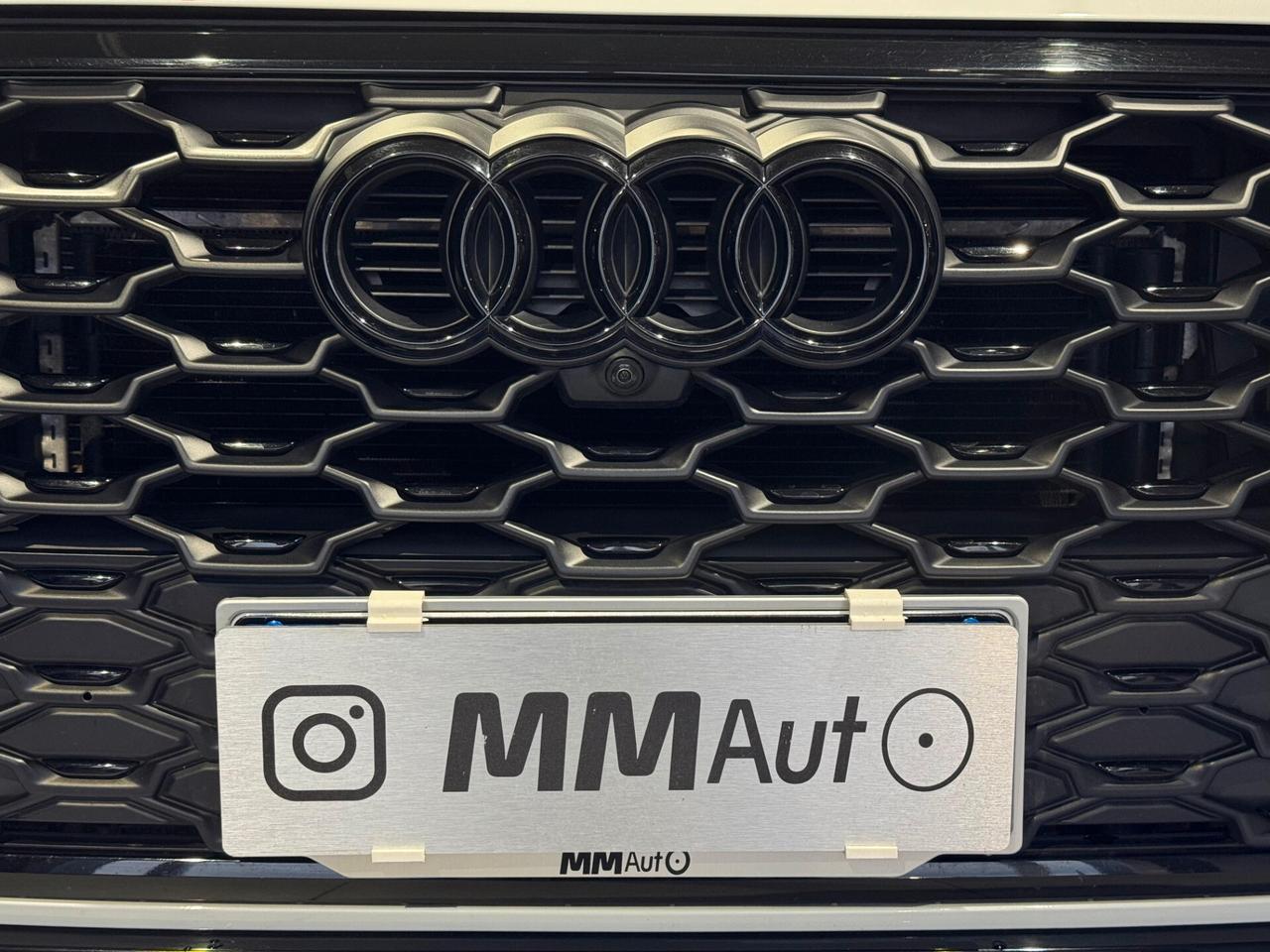Audi Q3 SPB 40 TDI quattro S-Line Identity Black