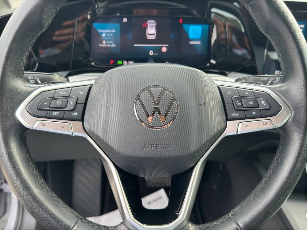 Volkswagen Golf Variant 2.0 tdi Life 115cv AUTOM e CarPlay