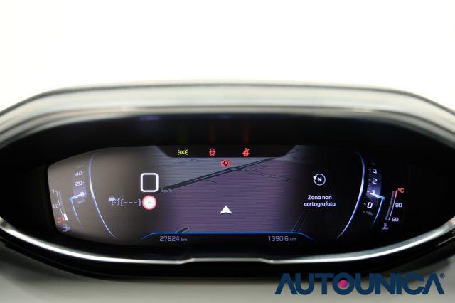 PEUGEOT 3008 PURETECH TURBO 130 S&S ALLURE PACK FARI LED