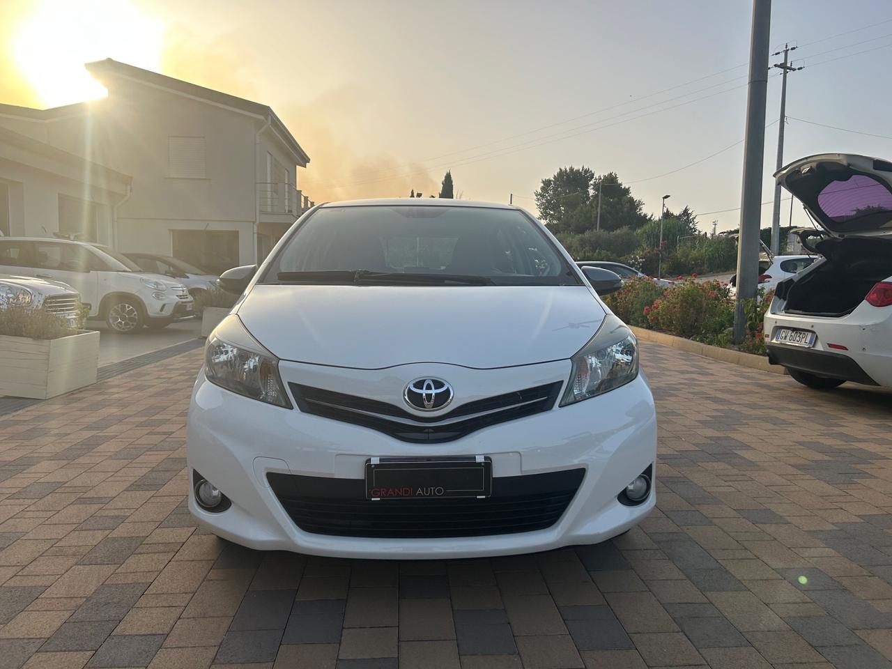 Toyota Yaris 1.4 D-4D 5 porte Lounge