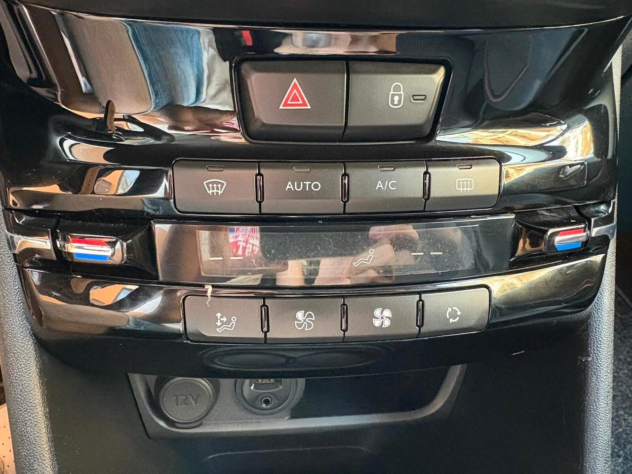 Peugeot 208 BlueHDi 120 S&S 5 porte GT Line