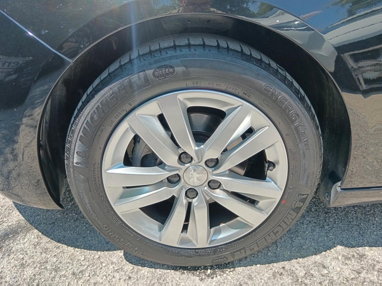 Peugeot 308 1.6 BLUEHDI 120CV NUOVISSIMA