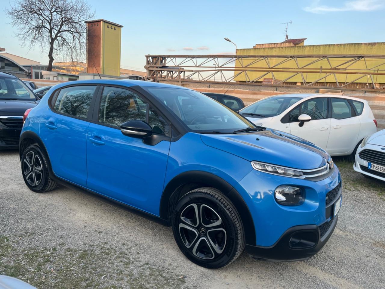 Citroen C3 PureTech 82 Shine 2018 1.2 BENZINA 84.000 KM