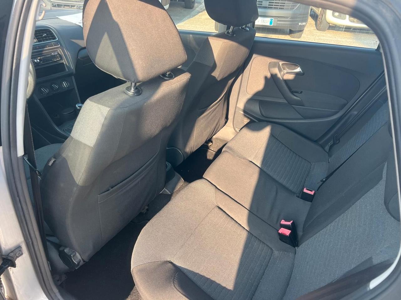 Volkswagen Polo 1.6 TDI 90CV DPF Comfortline-2010