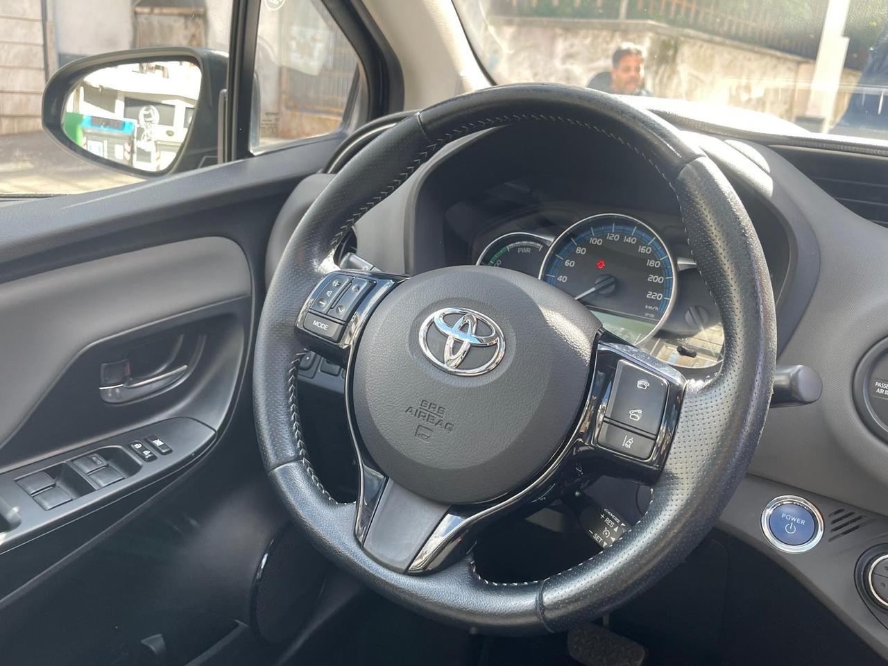 Toyota Yaris Trend red edition full optional