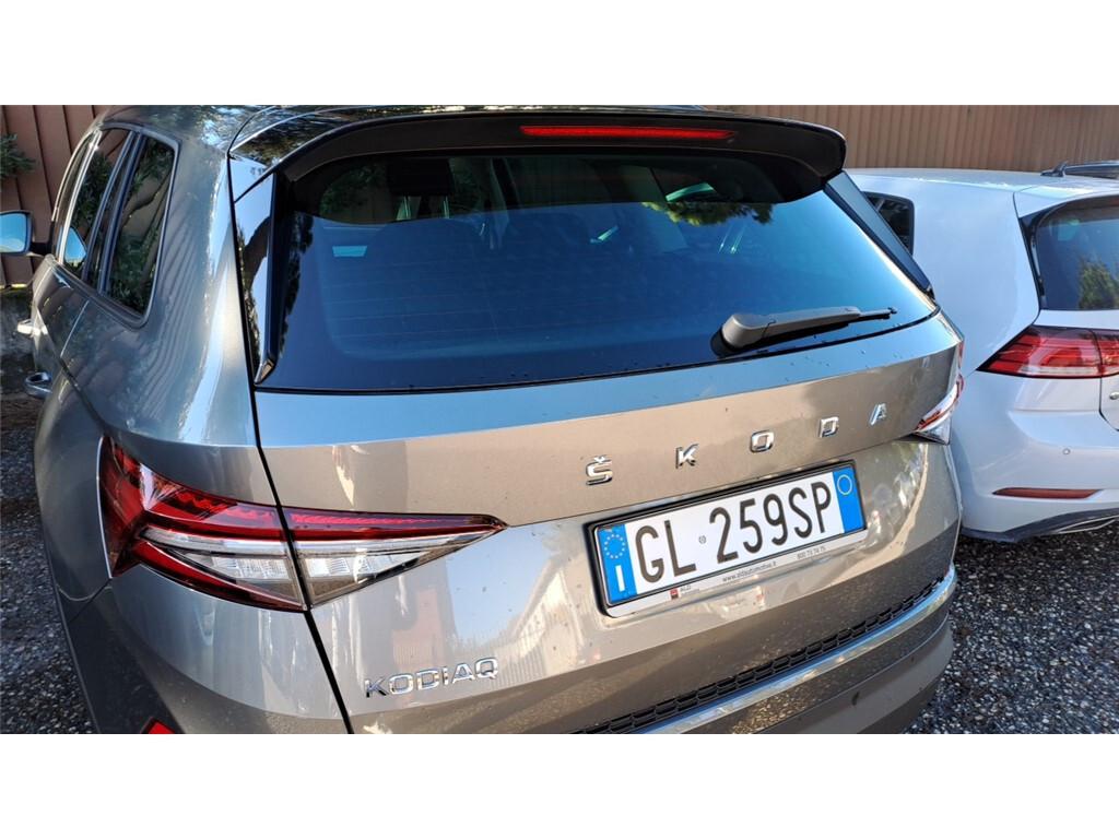Skoda Kodiaq 2.0 TDI 150 EXECUTIVE 7POSTI AUT.+NAV+LED+RCAM+PDC