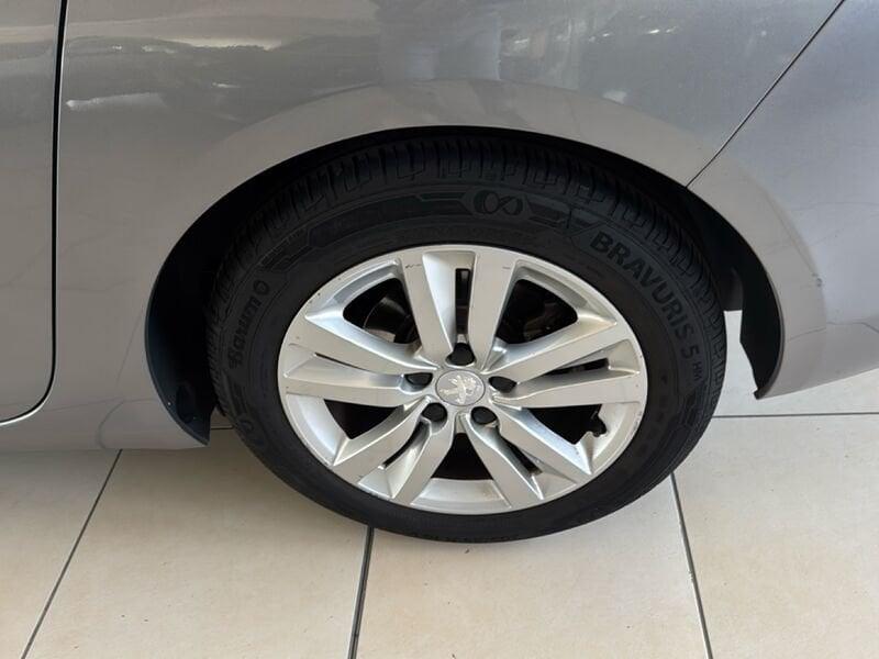 Peugeot 308 1.6 e-HDi 115cv Allure Cinghia Distrib. e Frizione Nuove Gancio Traino