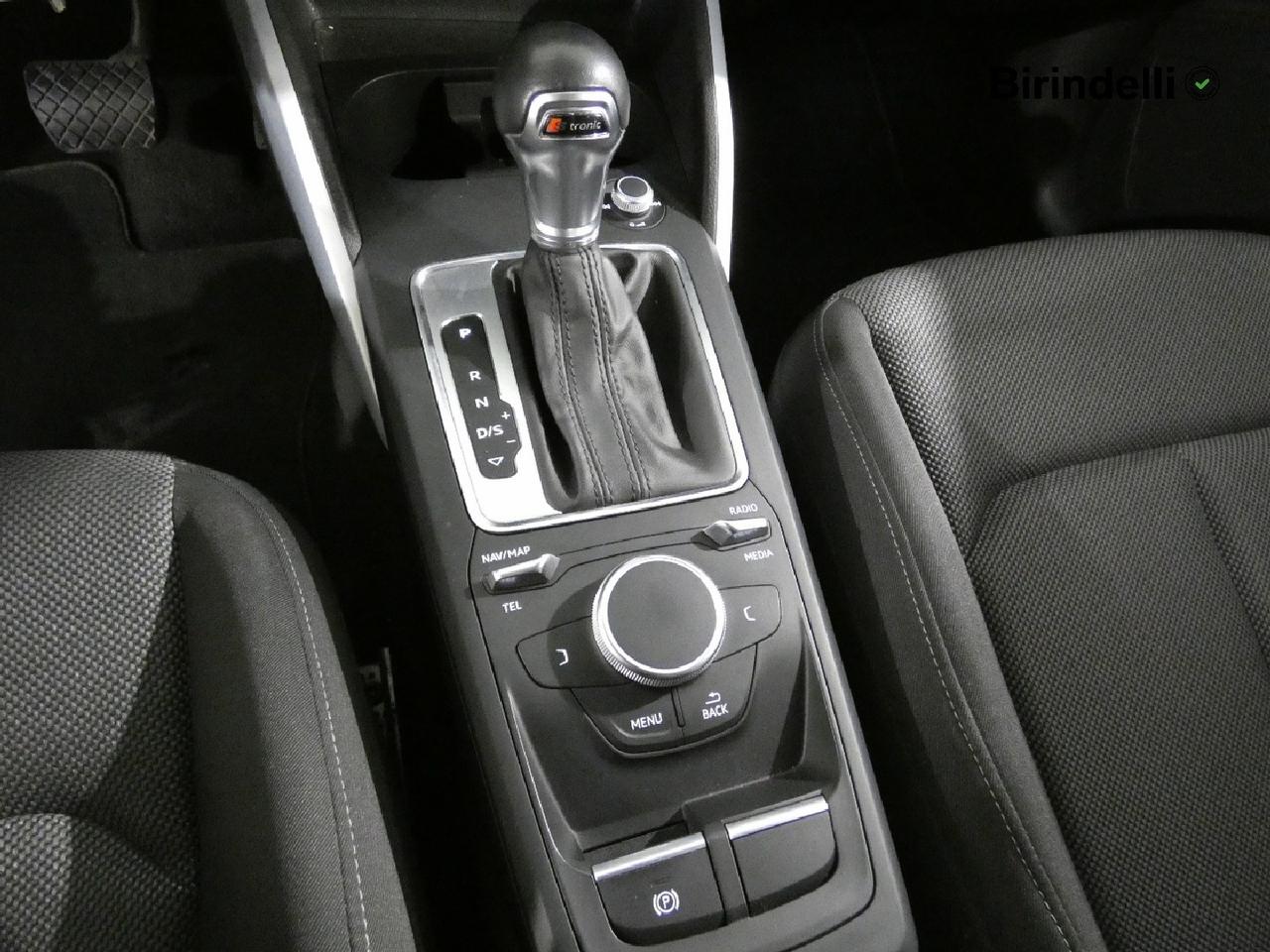 AUDI Q2 - Q2 30 TDI S tronic Admired